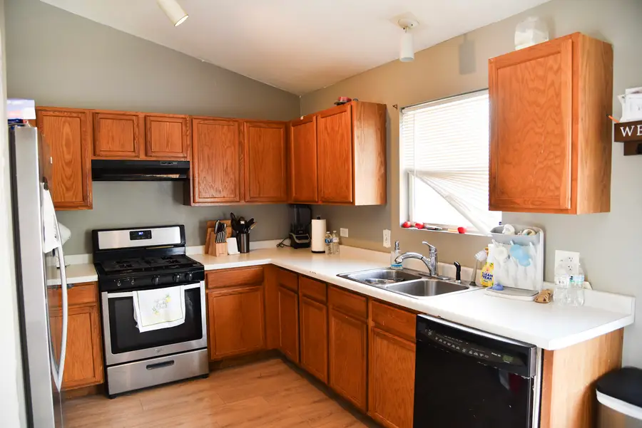 908 Countrywood Drive, Zion, IL 60099 - #2