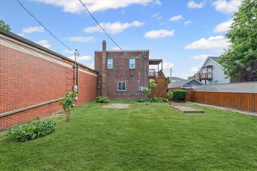 305 W Griggs Street, Urbana, IL 61801 - Image #2