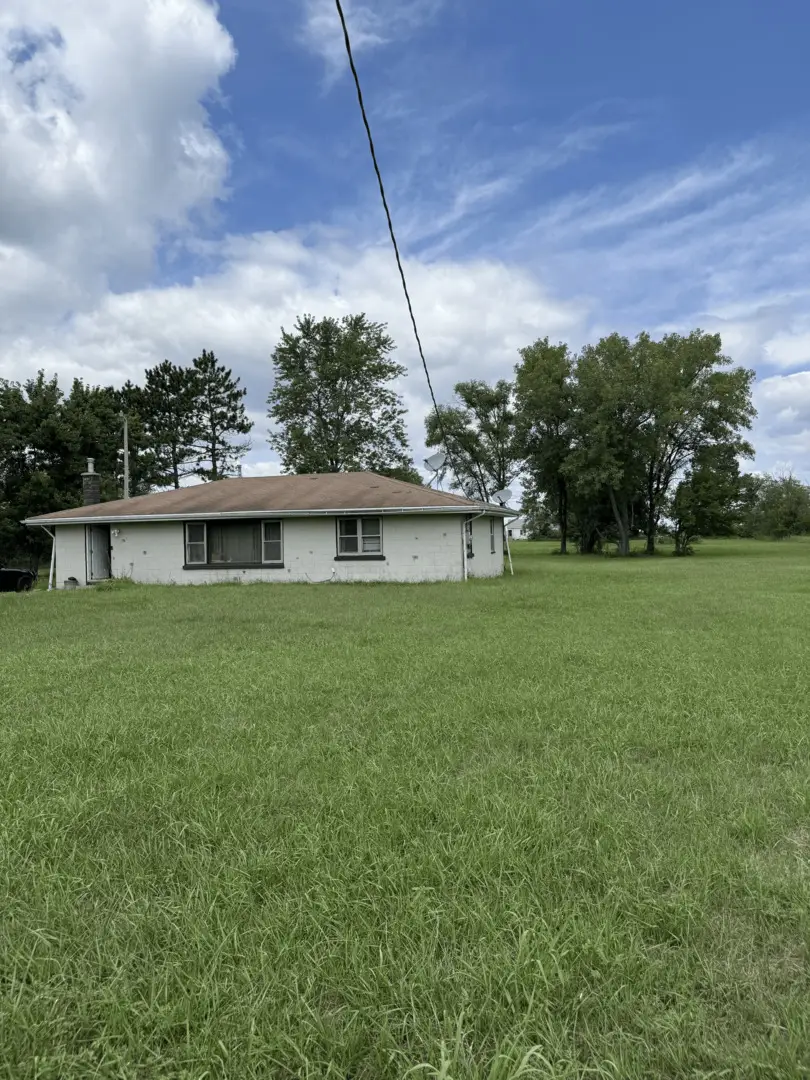 12877 E 2110 Road S, Pembroke Township, IL 60958 - Image #3