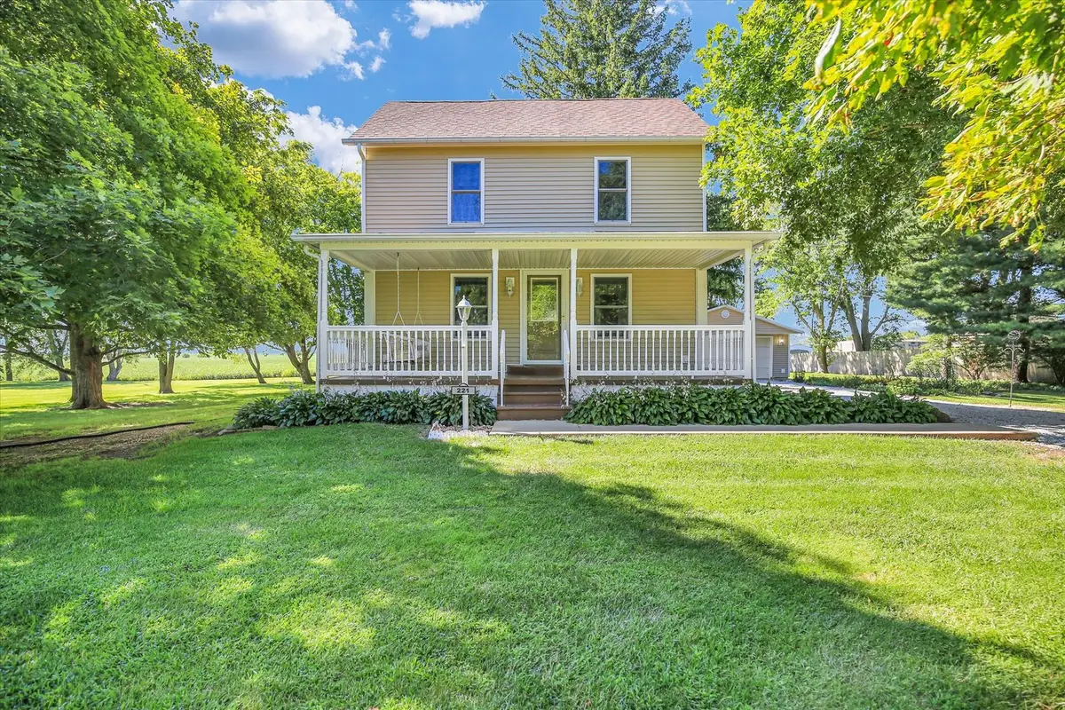 221 E 5th Street, Rankin, IL 60960 - Image #1