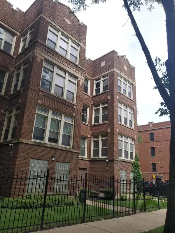 2234 E 70th Place #1, Chicago, IL 60649
