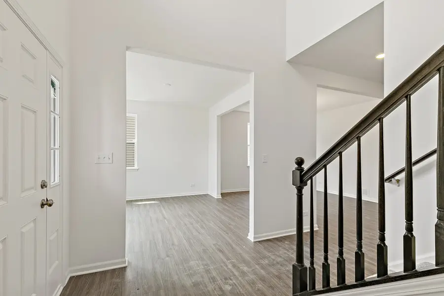 32012 Savannah Drive, Lakemoor, IL 60051 - Image #2