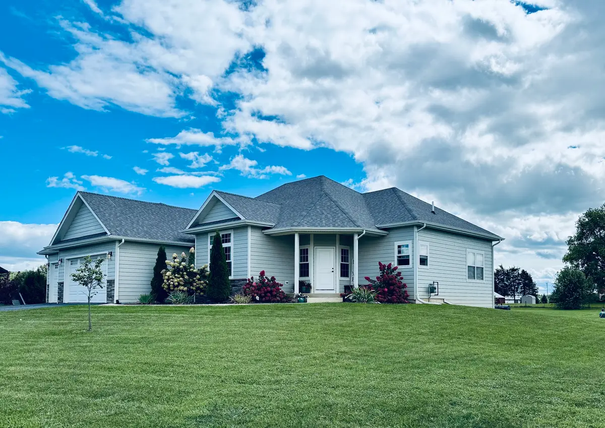 10359 E Shagbark Lane, Rochelle, IL 61068 - Image #1