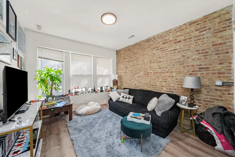 5004 S Champlain Avenue #1, Chicago, IL 60615 - Image #2