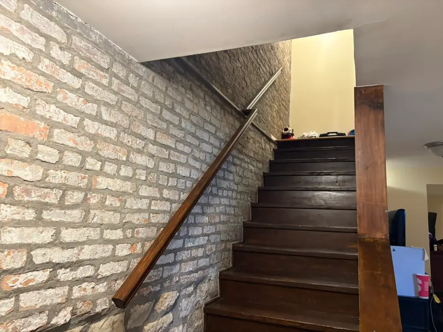 1527 E 66th Place, Chicago, IL 60637 - Image #2