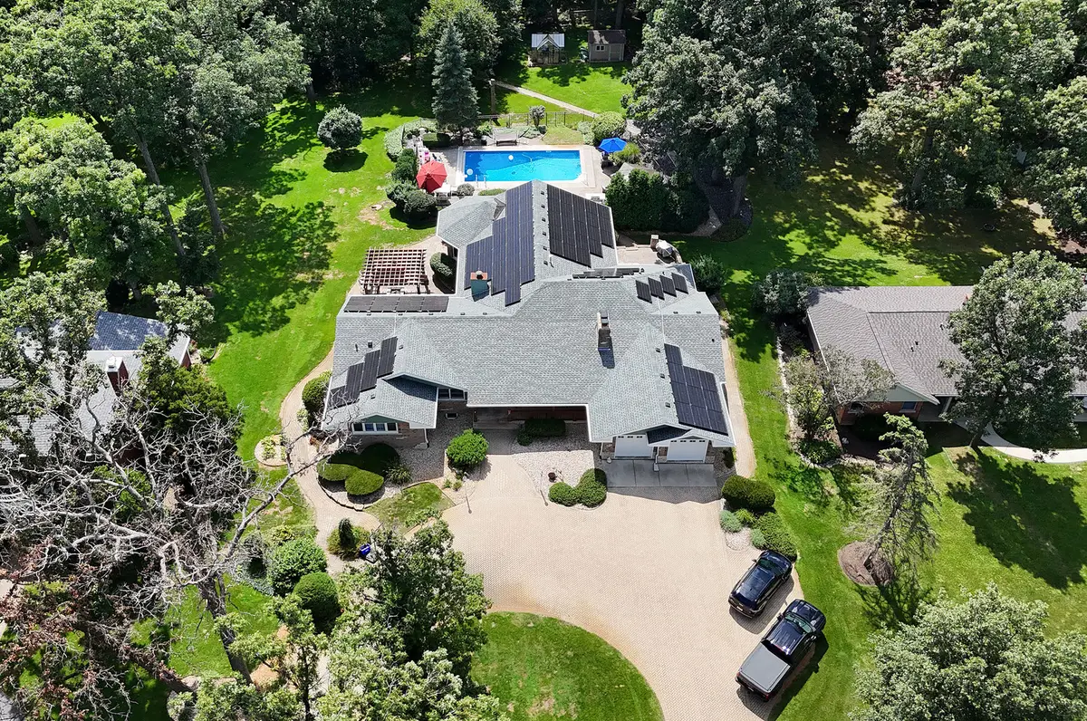 8703 W 123rd Street, Palos Park, IL 60464 - Image #1