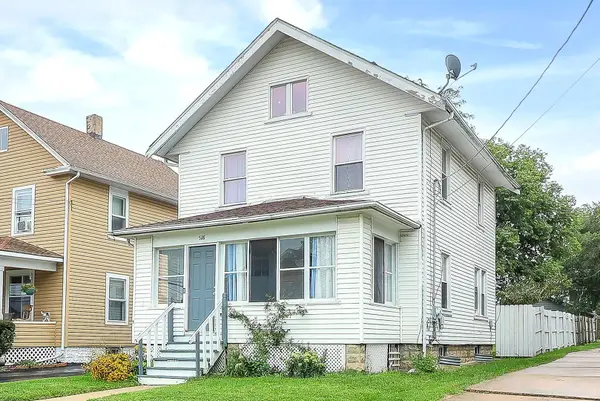 528 Woodlawn Avenue, Aurora, IL 60506