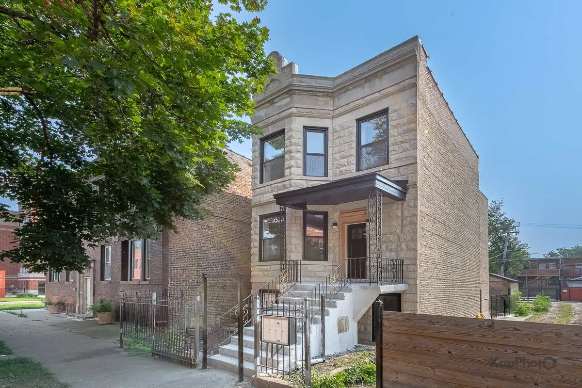 653 N Lawndale Avenue, Chicago, IL 60624 - Image #1
