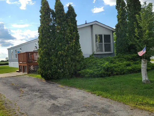 3 Drake Lane #3dra, Beecher, IL 60401