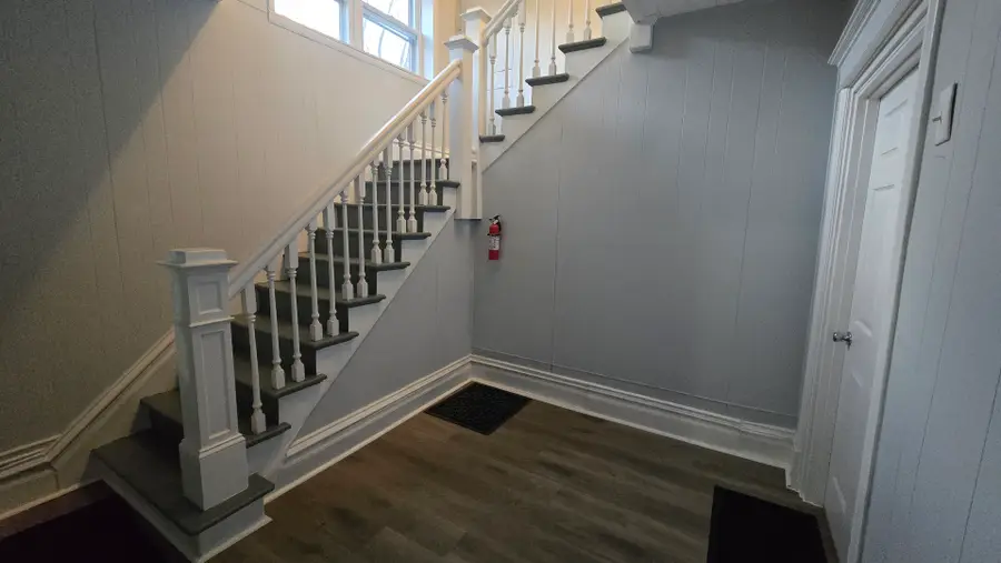 1352 Illinois Avenue, Ottawa, IL 61350 - Image #2