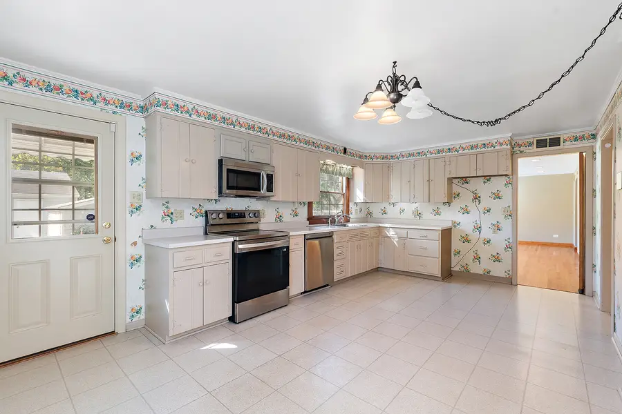 23614 S Ashland Avenue, Crete, IL 60417 - Image #2