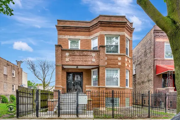 725 N Trumbull Avenue, Chicago, IL 60624