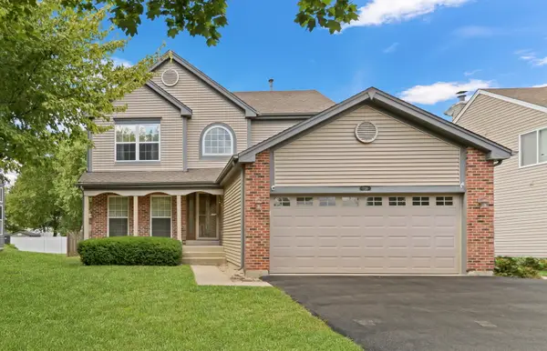 7736 Geneva Drive, Gurnee, IL 60031