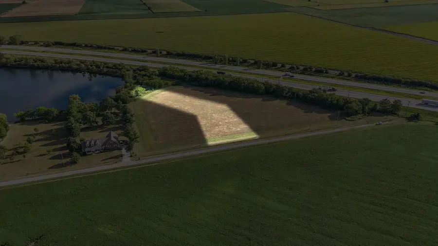 11 Moss Drive, Farmer City, IL 61842 - Image #2