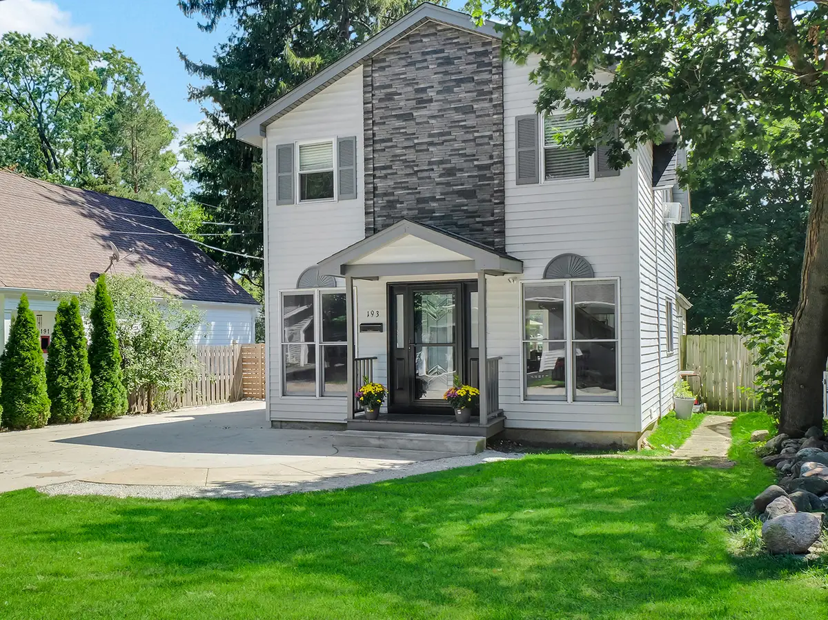 193 Lake Court, Crystal Lake, IL 60014 - Image #1