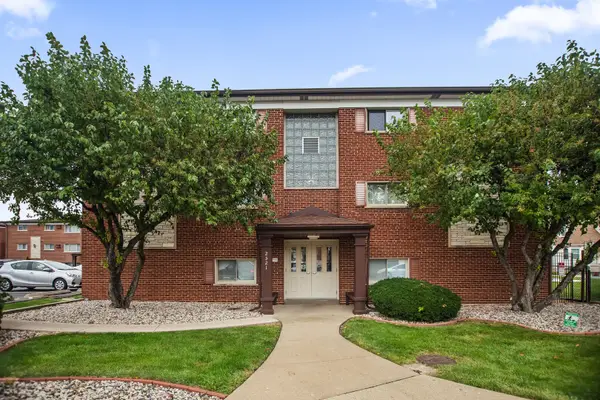 2521 N Thatcher Avenue #3A, River Grove, IL 60171