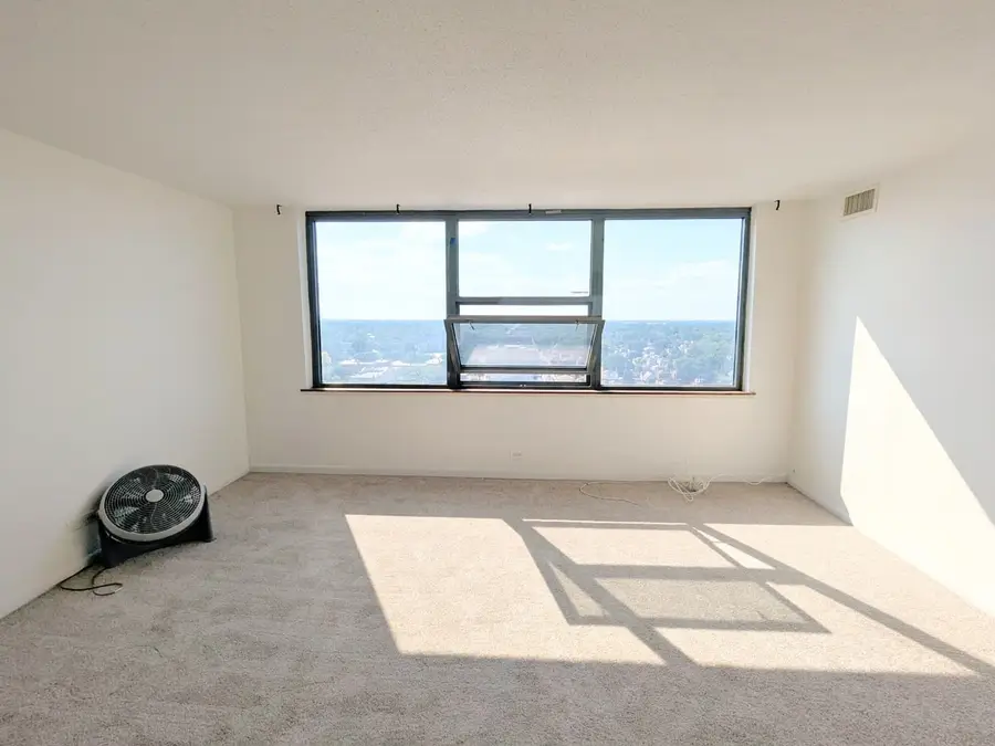 7234 W North Avenue #1602, Elmwood Park, IL 60707 - Image #2