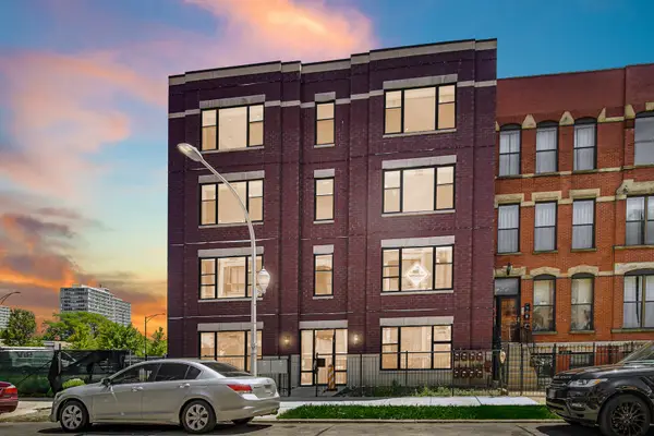 3107 S Giles Avenue #4, Chicago, IL 60616