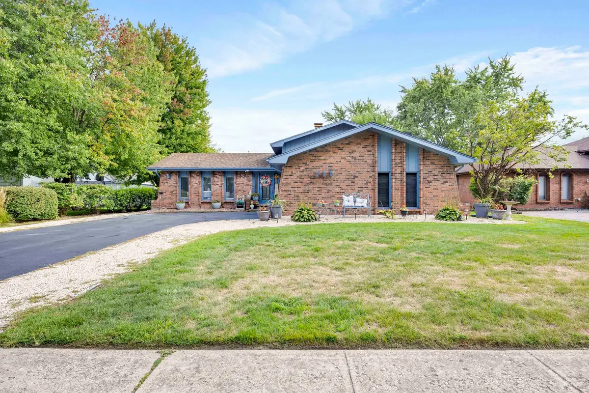 1943 182nd Street, Lansing, IL 60438 - Image #1