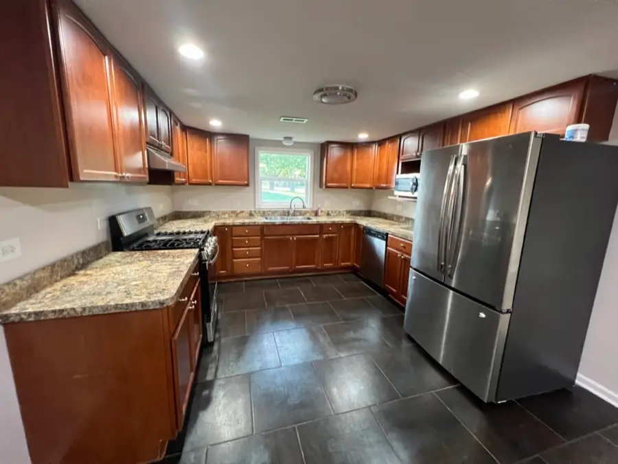 26835 S Linden Lane, Crete, IL 60417 - Image #2