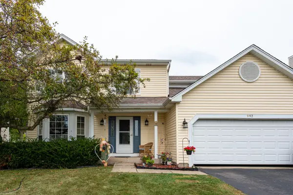 992 Mcphee Drive, Lake In The Hills, IL 60156