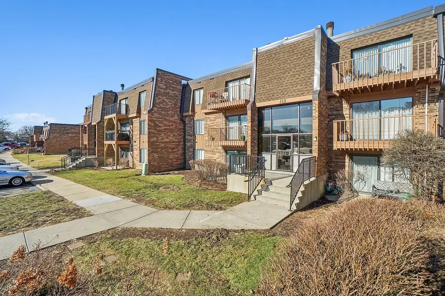 112 Mullingar Court #2B, Schaumburg, IL 60193 - Image #2