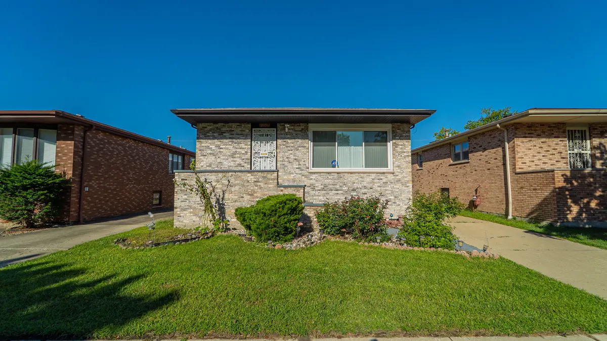 11548 S Avenue G, Chicago, IL 60617 - Image #1