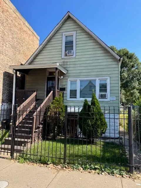 6037 S Racine Avenue, Chicago, IL 60636