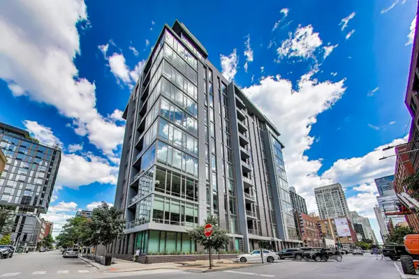 360 W Erie Street #7D, Chicago, IL 60654