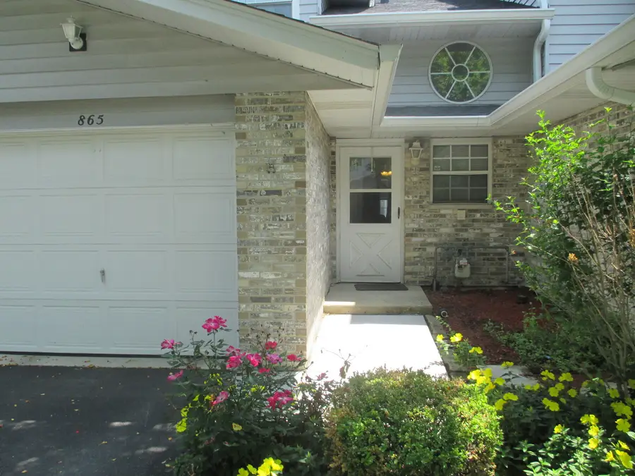 865 N Tamarac Boulevard, Addison, IL 60101 - #3