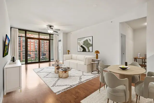 1235 S Prairie Avenue #807, Chicago, IL 60605 - Image #2