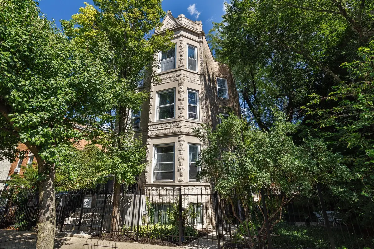 1431 N Maplewood Avenue, Chicago, IL 60622 - Image #1