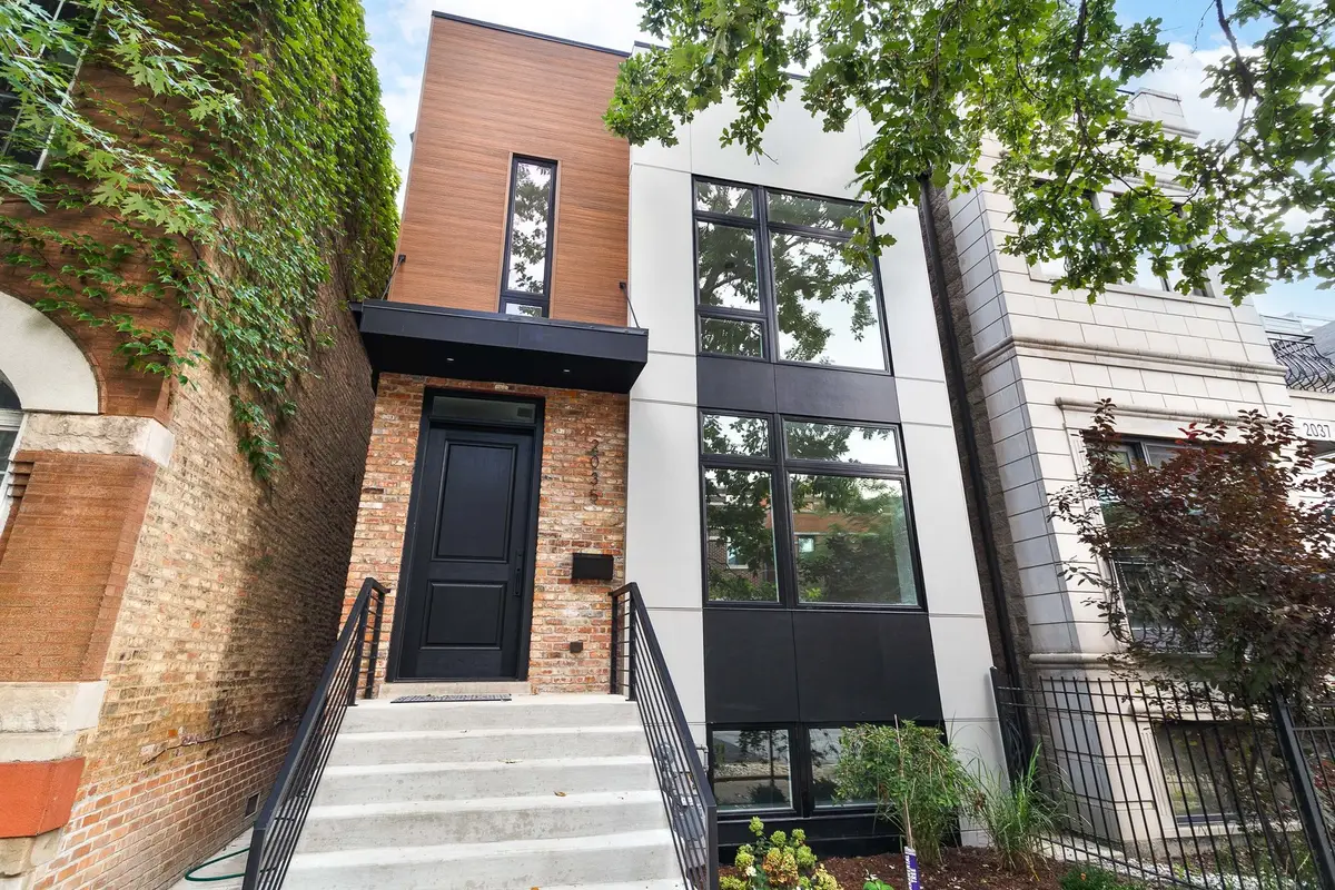 2035 W Race Avenue, Chicago, IL 60612 - Image #1