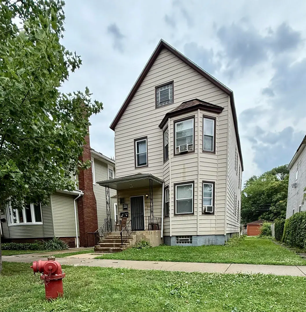 8329 S Burnham Avenue, Chicago, IL 60617 - Image #1