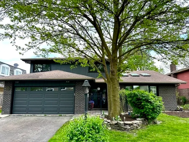 10427 S Alta Drive, Palos Hills, IL 60465 - Image #1