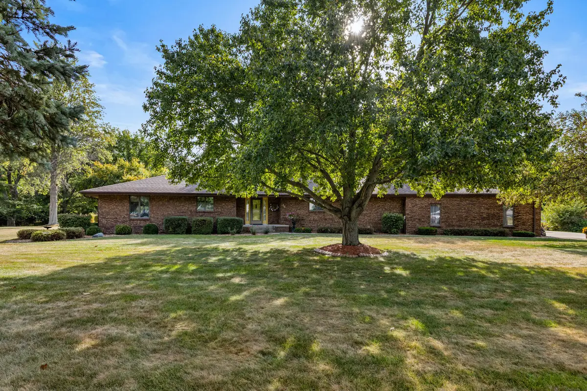 44 Glenbrook Court, Fisher, IL 61843 - Image #1