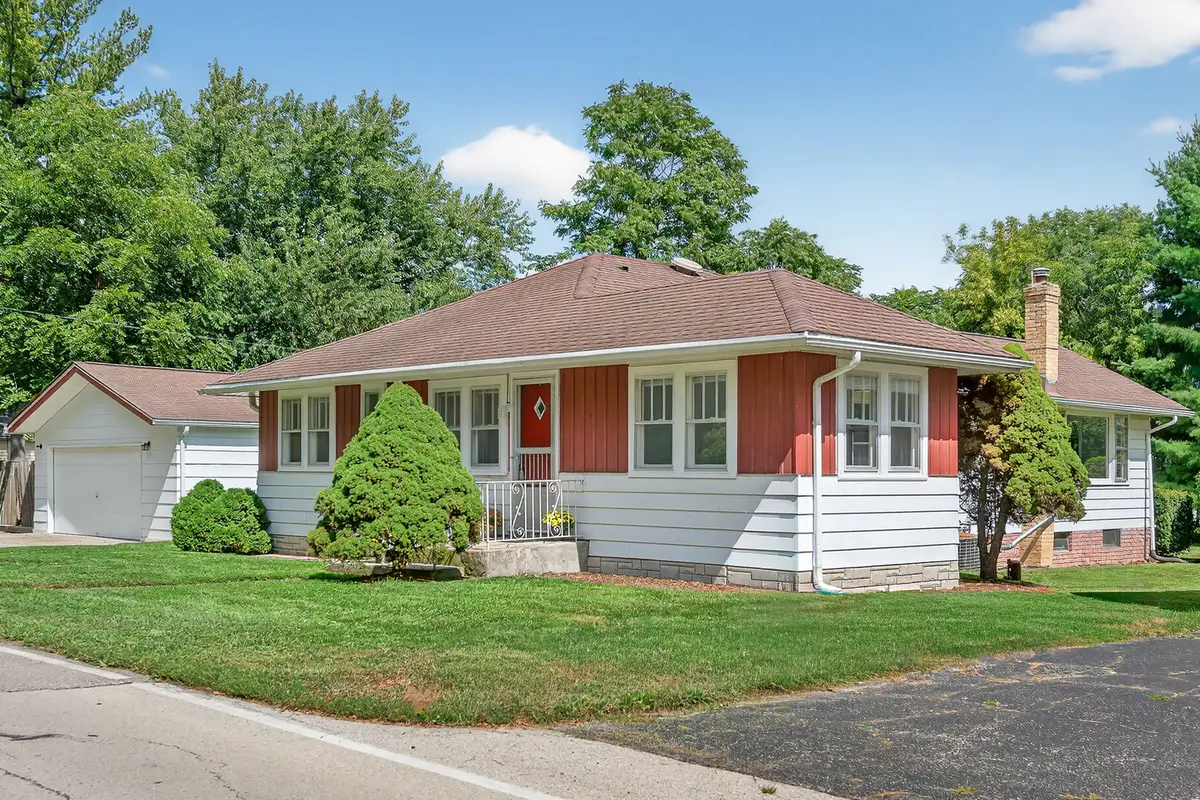 27569 N Beech Street, Island Lake, IL 60042 - Image #1