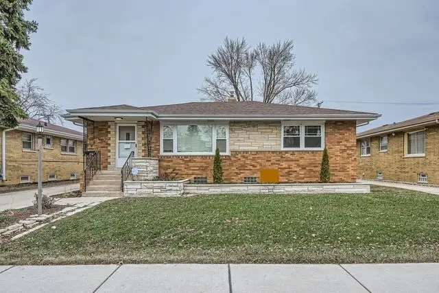 1012 E 162nd Place, South Holland, IL 60473 - Image #1