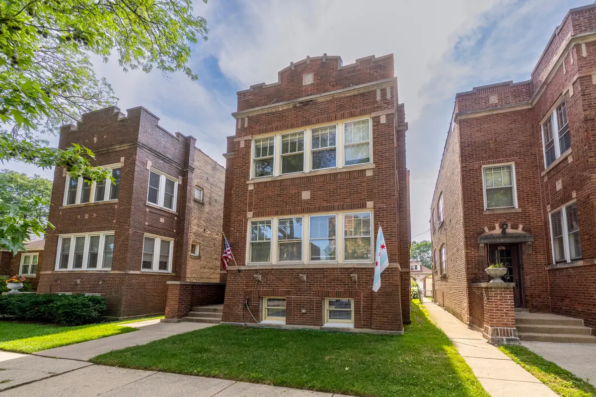 6712 N Maplewood Avenue, Chicago, IL 60645 - Image #1