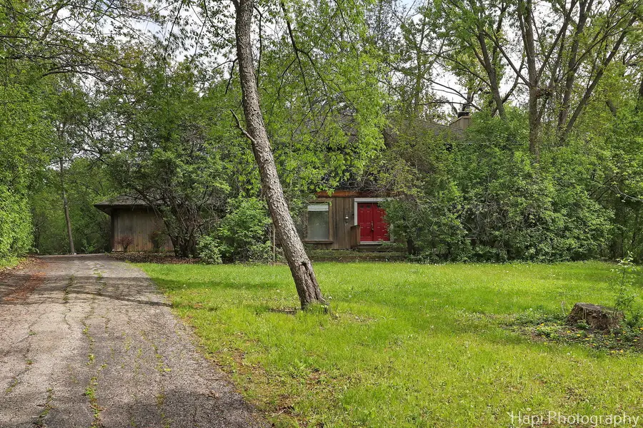 24570 W Middle Fork Road, Barrington, IL 60010 - Image #3