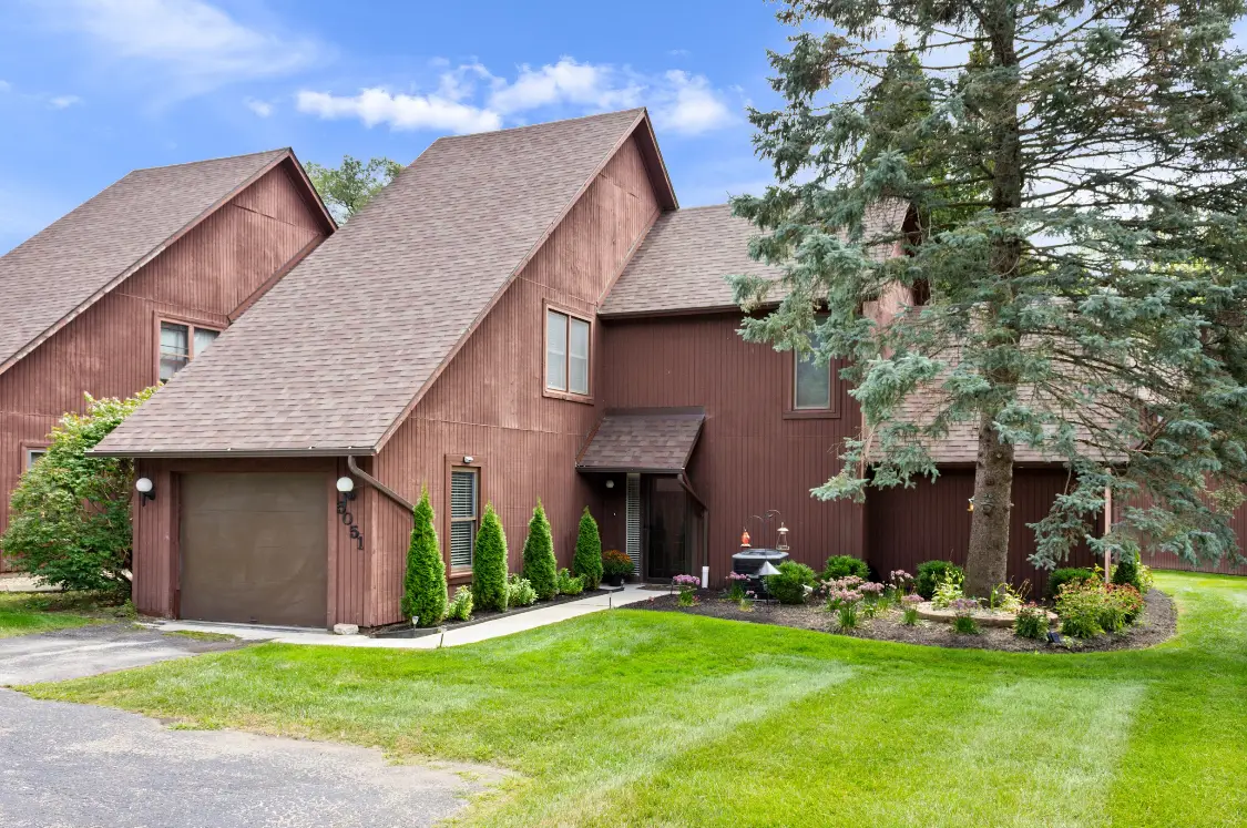 5051 Woodlake Drive, Loves Park, IL 61111 - Image #1