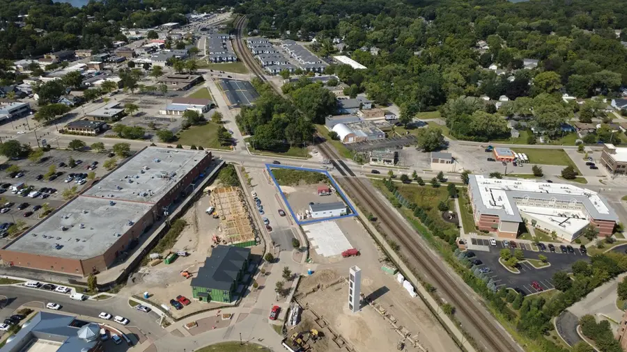 331 Plaza Circle, Mundelein, IL 60060 - Image #3