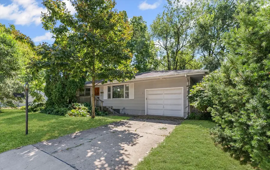 1507 W Columbia Avenue, Champaign, IL 61821 - Image #2