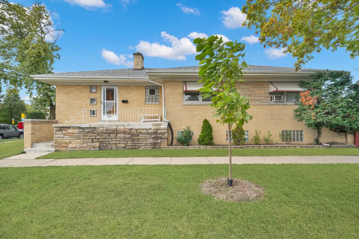 7400 W 61st Street, Summit, IL 60501 - Image #1