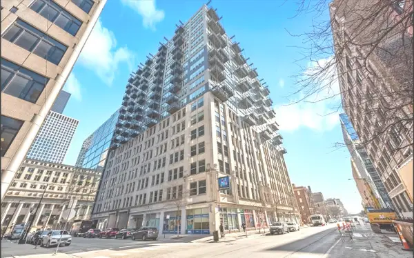 565 W Quincy Street #1008, Chicago, IL 60661