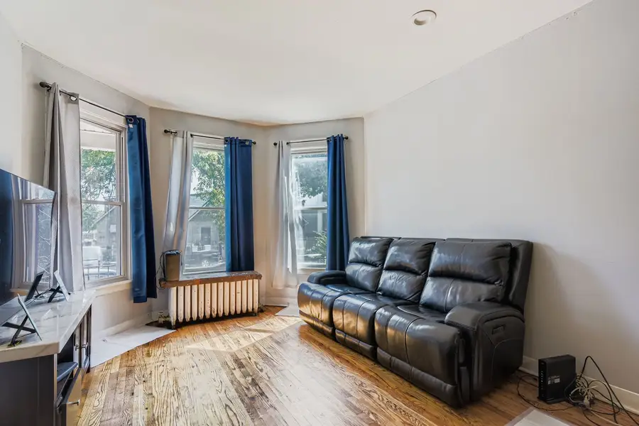 922 N Homan Avenue, Chicago, IL 60651 - Image #2