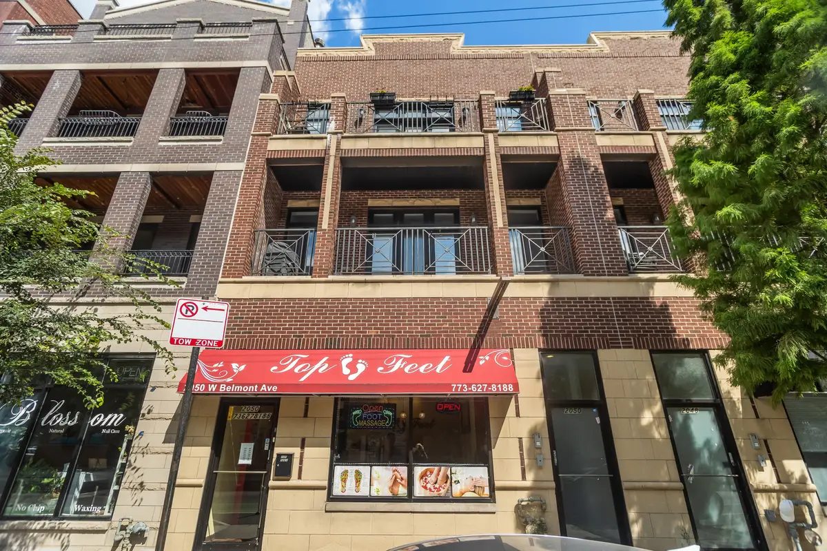 2050 W Belmont Avenue #2, Chicago, IL 60618 - Image #1