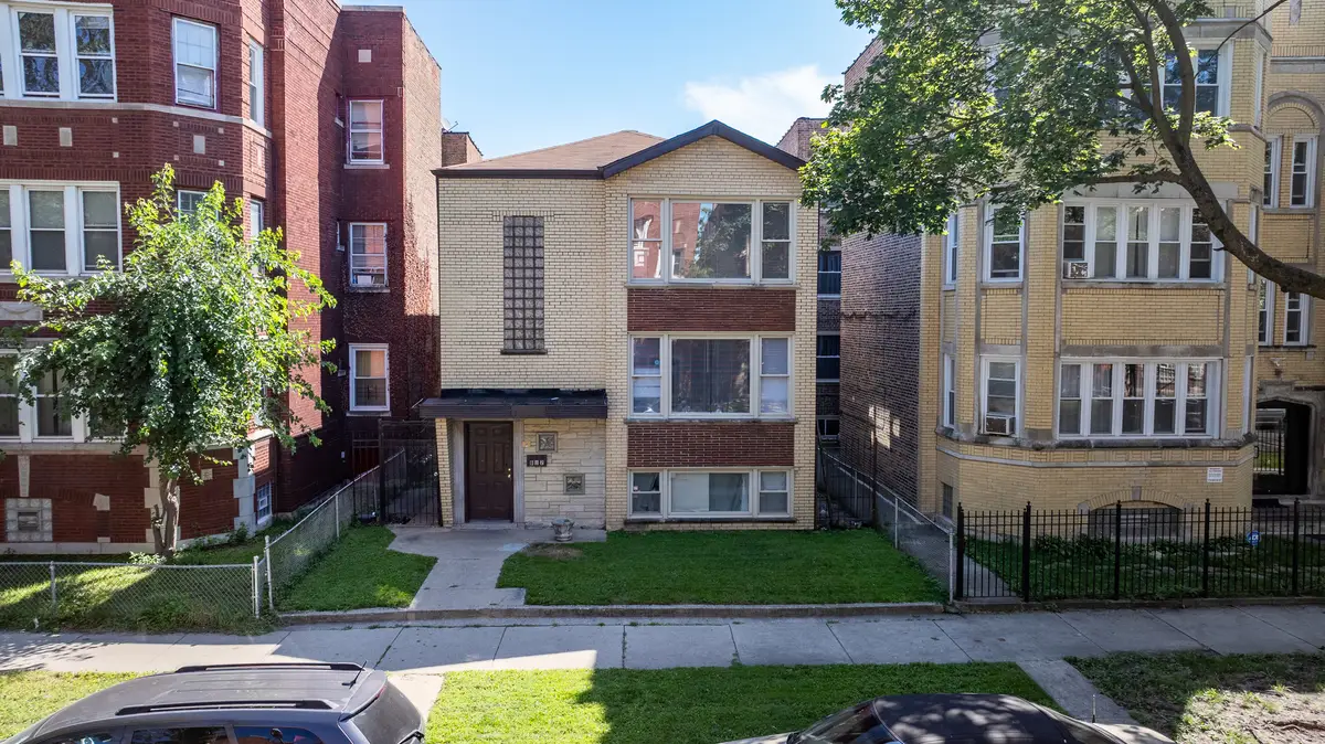 7637 S Essex Avenue, Chicago, IL 60649 - Image #1