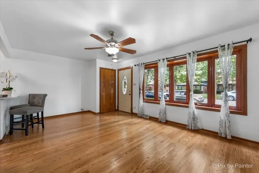 10316 S Green Bay Avenue, Chicago, IL 60617 - Image #3