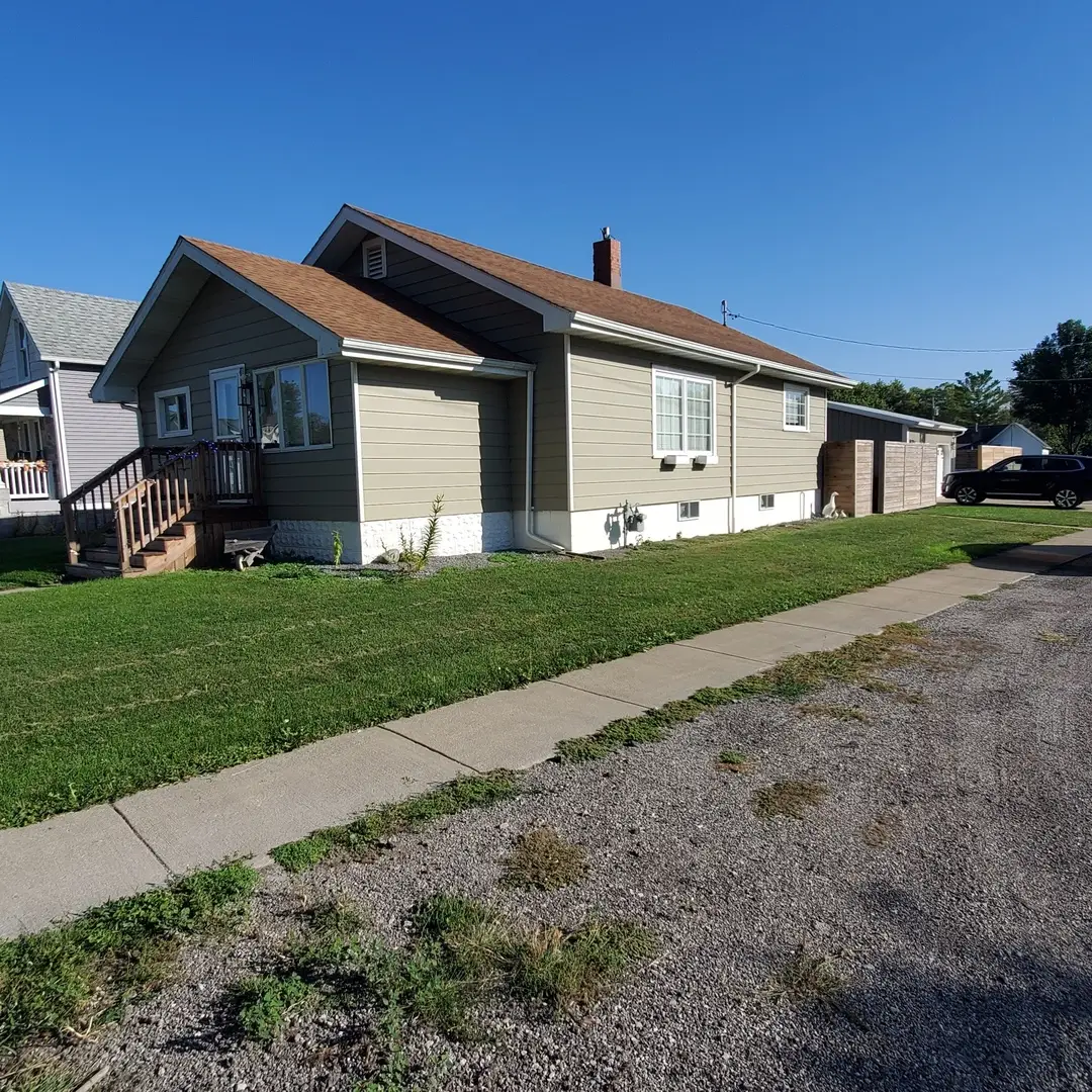 231 W Main Street, Martinton, IL 60951 - Image #1